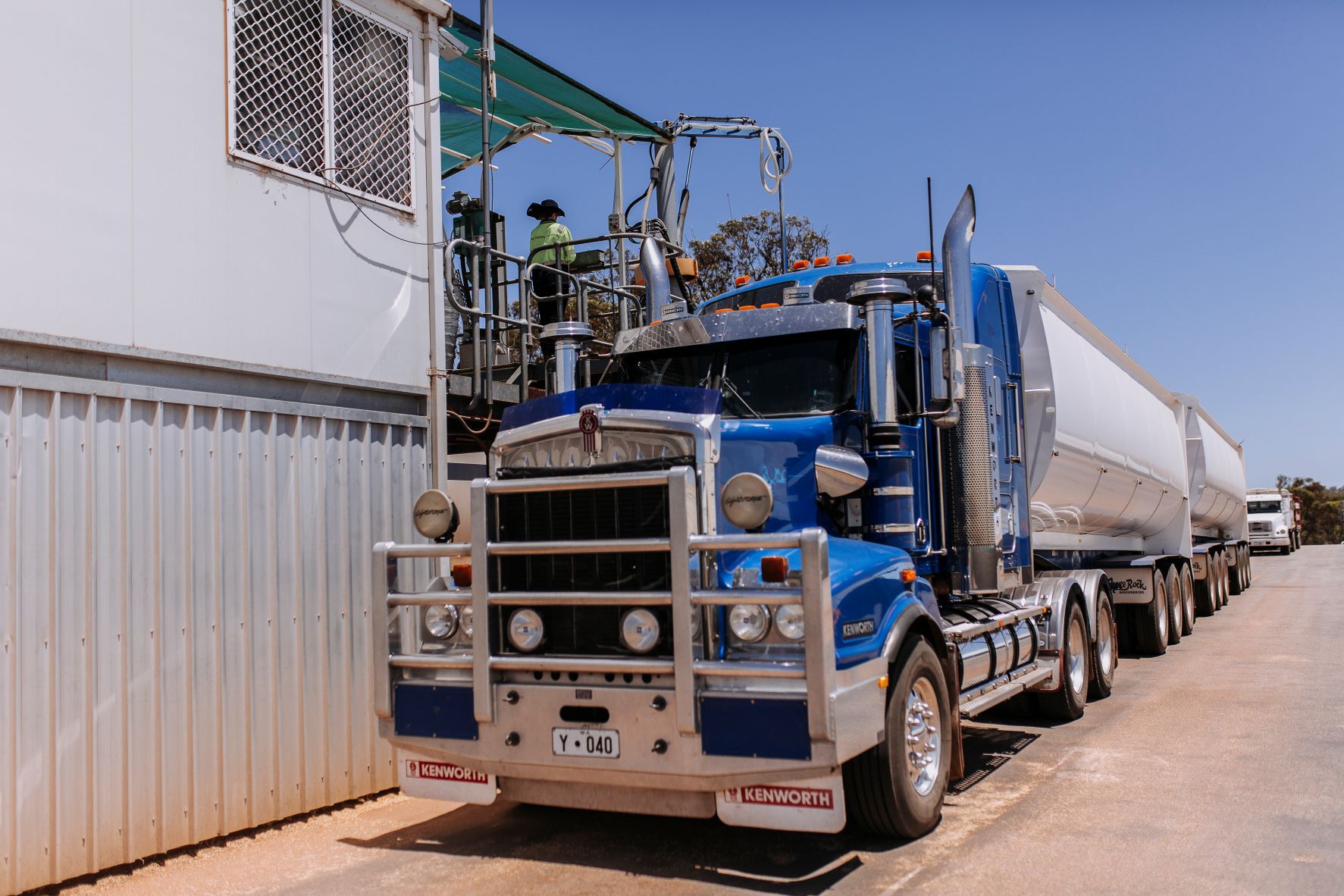 Truck delivering grain to CBH - CBH receival